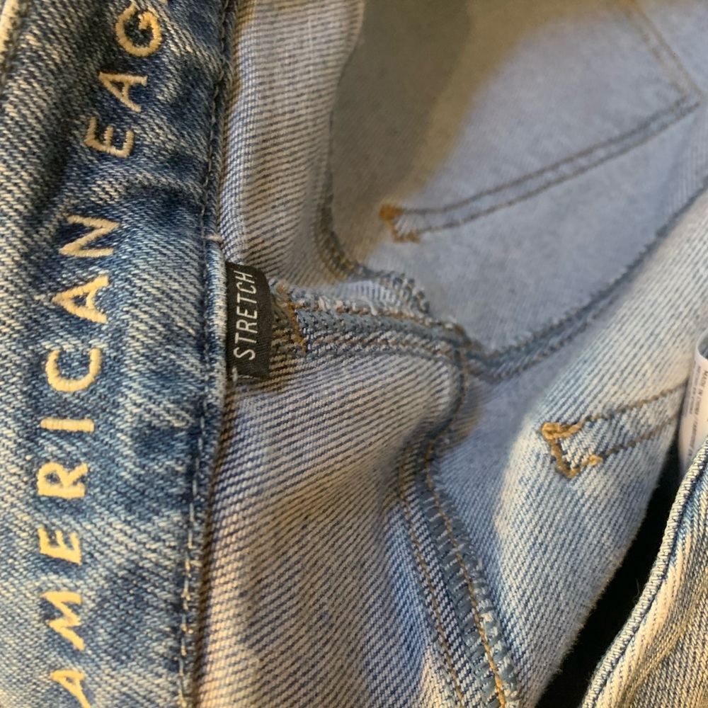 American Eagle Outfitters Stretch Denim Jeans CURVEY MOM JEANS SIZE 12 - Picture 5 of 7